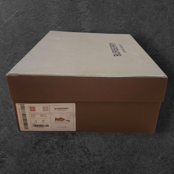 Burberry Regis Check Trainer | Heritage Plaid Sneakers - Size 12 - Picture 7 of 7